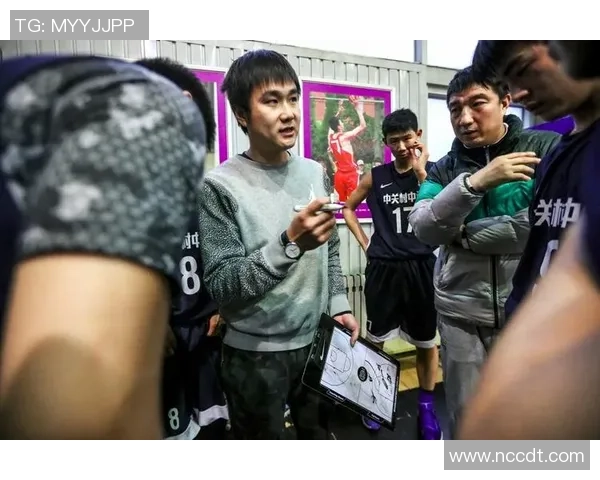 北京篮球队战术变革引发热议球迷与专家共同探讨未来发展方向